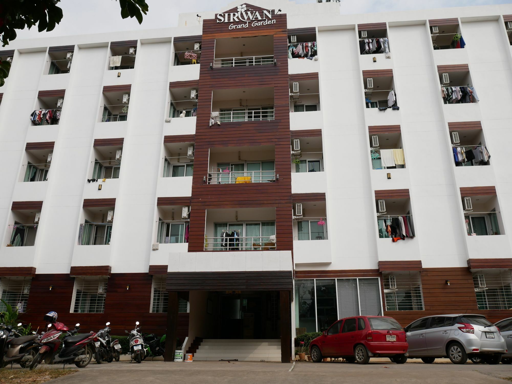 Siriwan Grand Garden Apartment Khon Kaen Extérieur photo